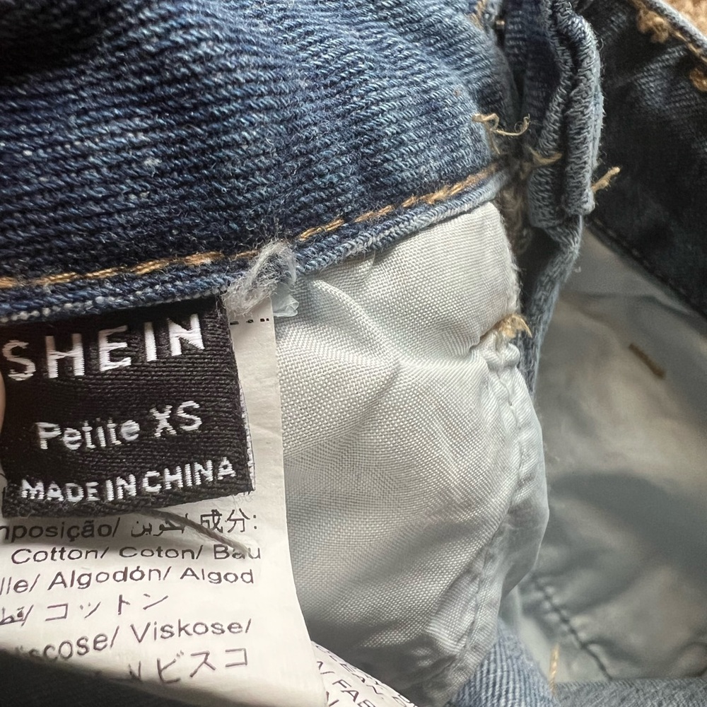 Jeans - Picture 8 of 8